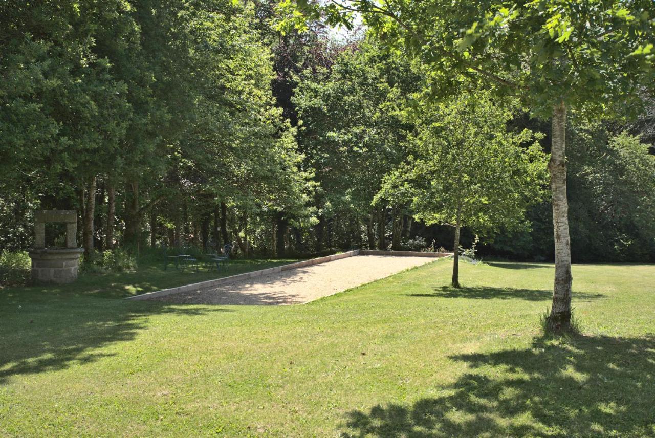 Manoir De Kerguestenen Gestel Exterior photo